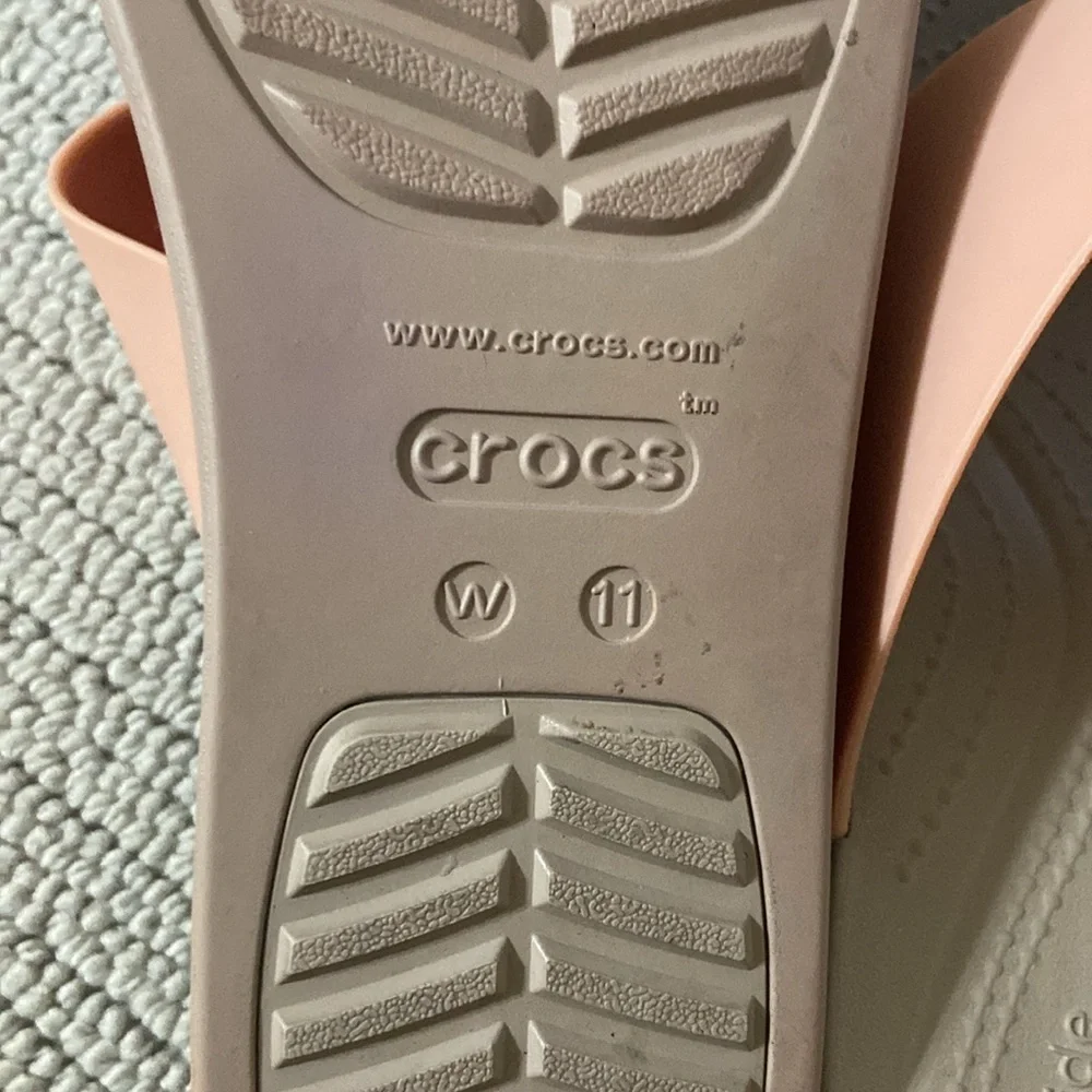 CROC SANDALS - Picture 3 of 3